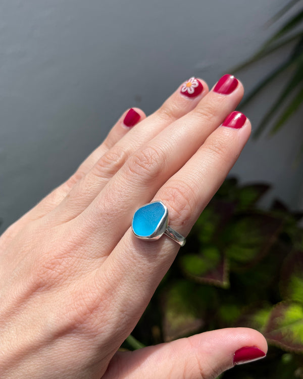 electric blue sea glass ring in sterling silver, size 6 3/4