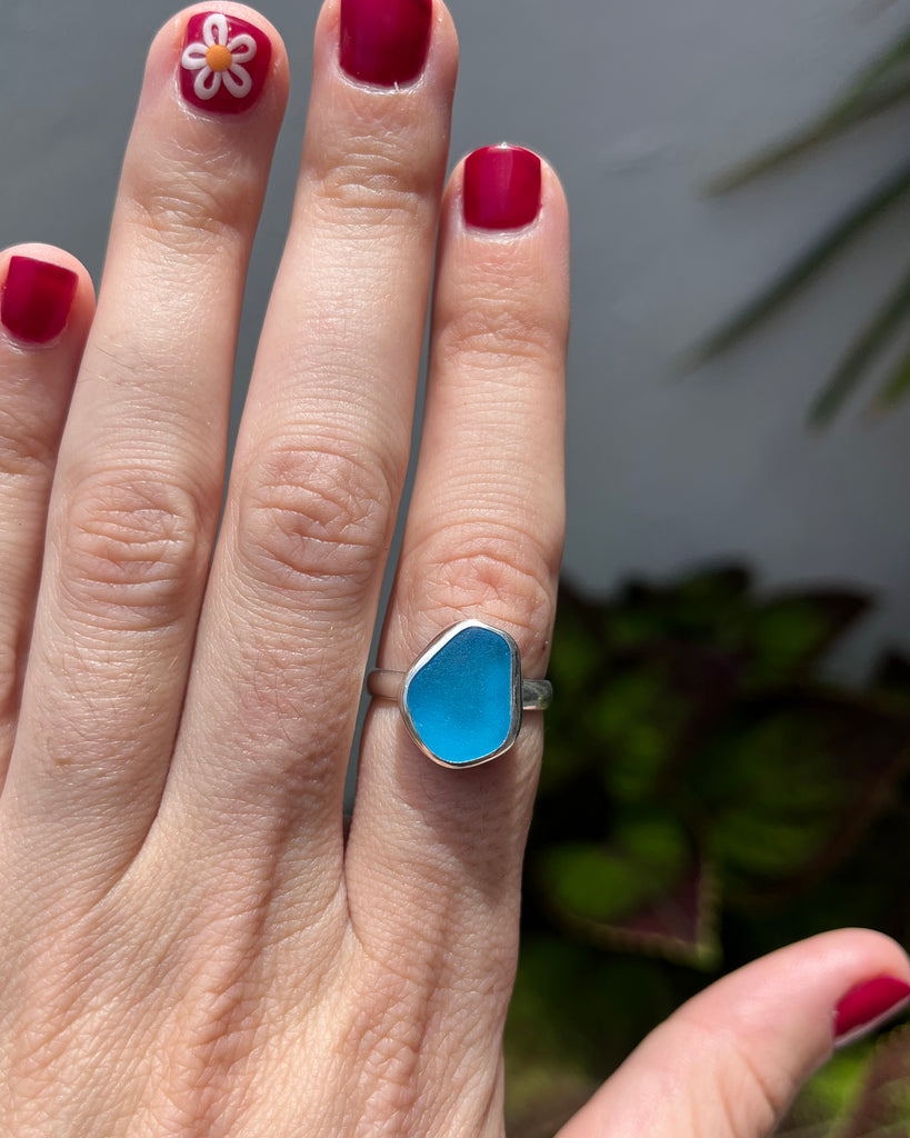 electric blue sea glass ring in sterling silver, size 6 3/4