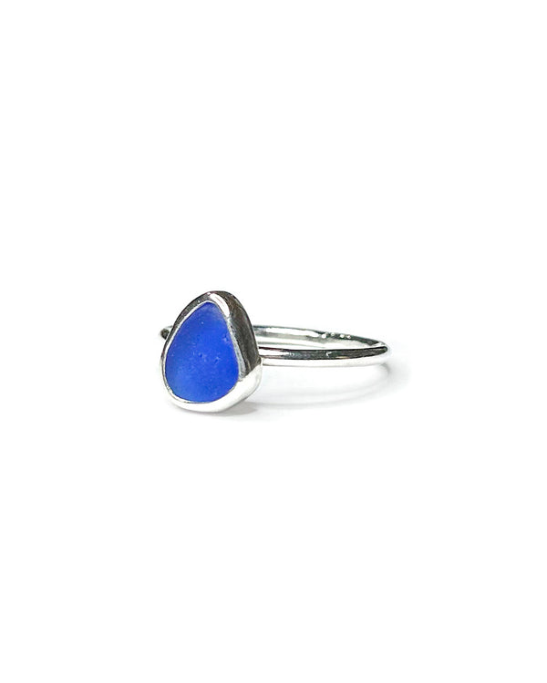 cobalt blue sea glass stacking ring in silver